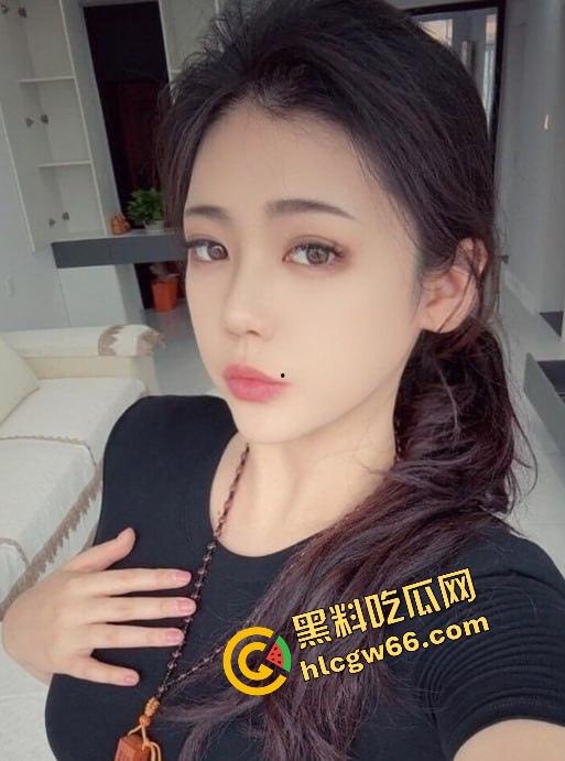 海航空乘【雨晴】172cm极品空姐下海变肉体绝品，黑丝长腿、天使脸庞换来床上蜜桃臀狂野榨精！  第7张