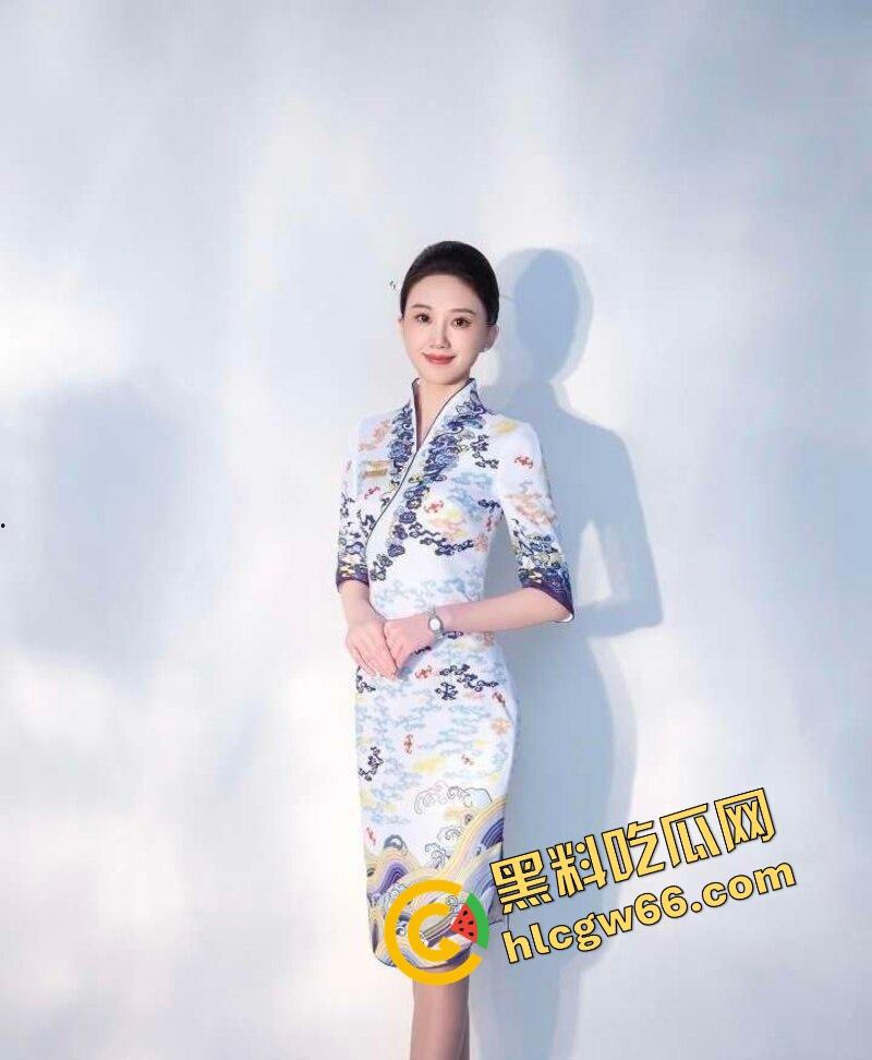 海航空乘【雨晴】172cm极品空姐下海变肉体绝品，黑丝长腿、天使脸庞换来床上蜜桃臀狂野榨精！  第8张