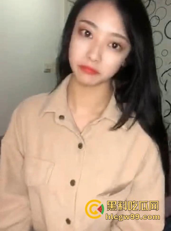 抖音热榜写字女神【十里桃花】定制视频曝光，隐退前的最后绝唱，清纯甜美娇羞大乳，很有撸点！  第5张