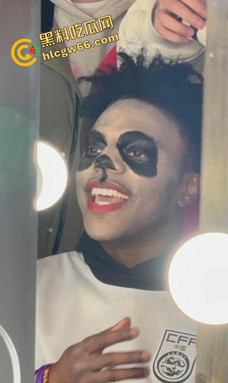 成都二次元cos骚女脑残犯贱，拉甲亢哥狂喷尼哥爱白妞，抽象下流嘴贱没底线，外网炸锅骂她婊子日本人！  第10张