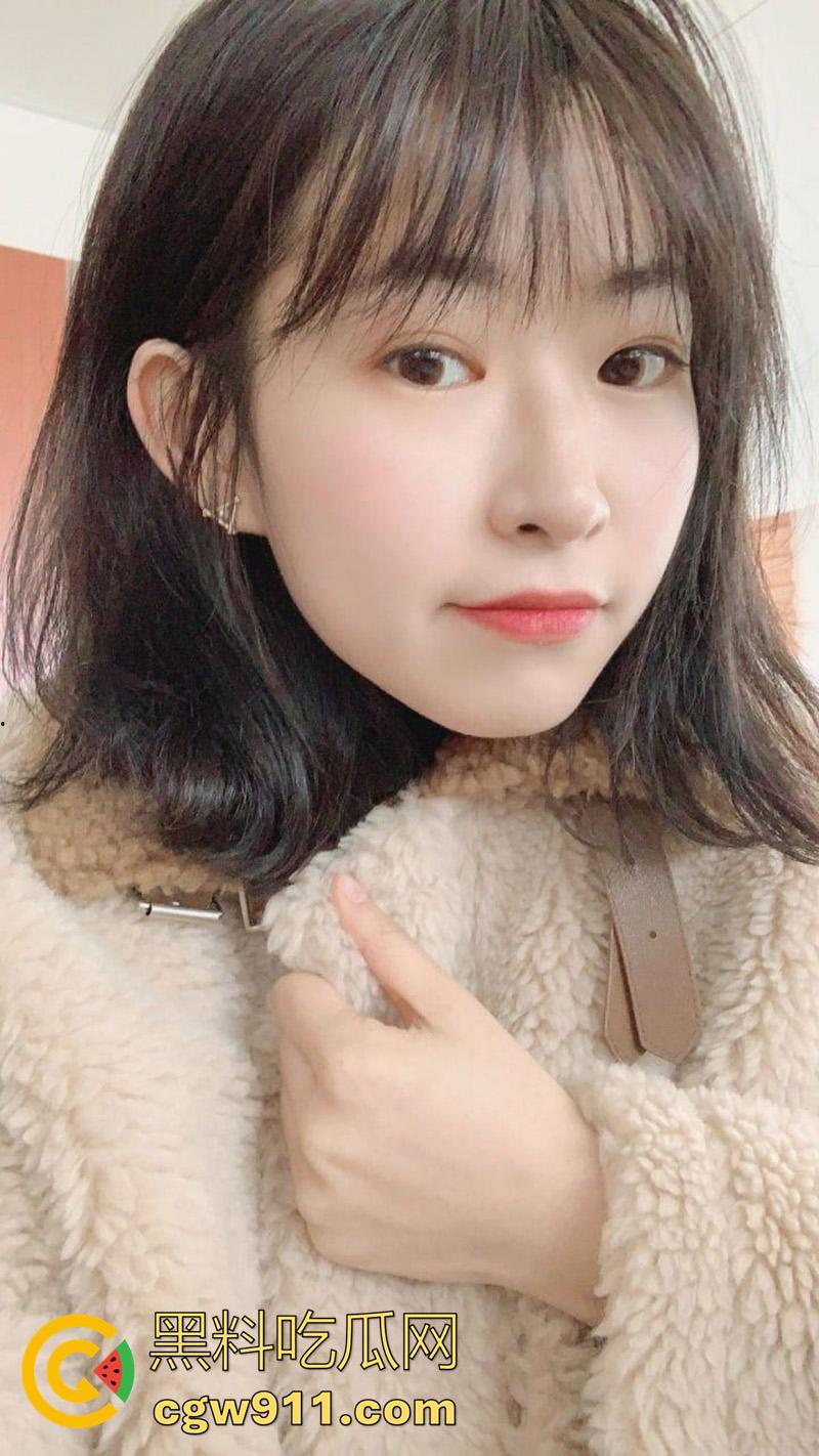 家长会勾引孩子老师，湖州骚母狗【于意婷】，大奶翘臀身材极品，被学生家长调教成母狗，穿情趣内衣的样子太诱人了！  第1张