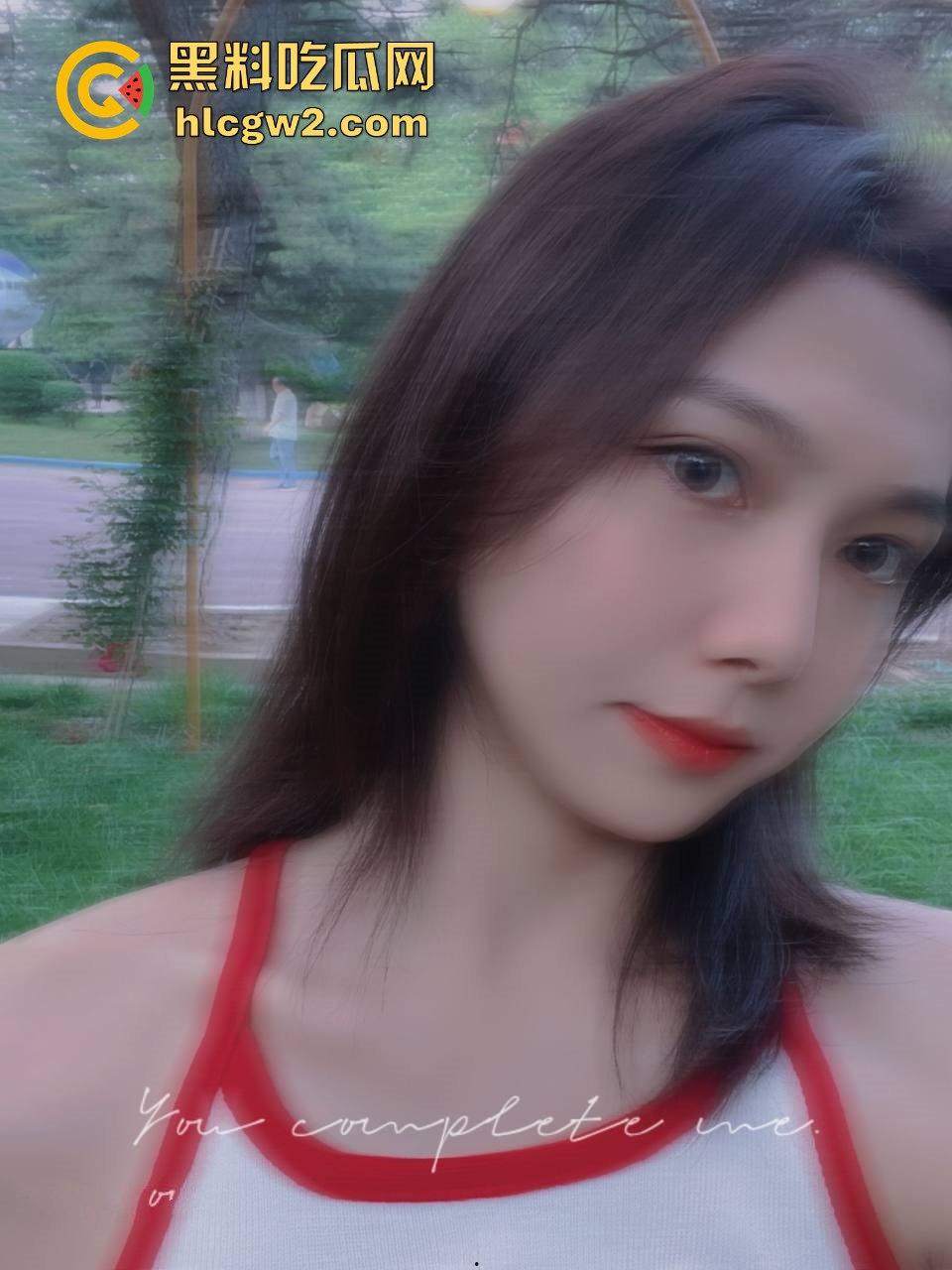 山西太原15中实习教师【童佳琪】骚浪视频泄露 私密视频中跪舔肉棒被操哭，娇喘浪叫浪得像条狗！  第14张