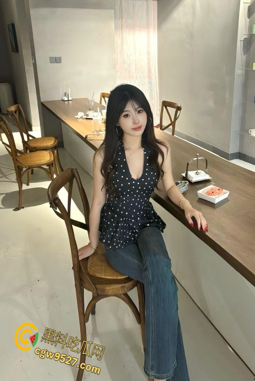 河北经贸大学校花【刘一宁】，情趣女仆蒙眼口交，户外楼道口交，清纯少女被调教成极品小母狗 ！  第3张