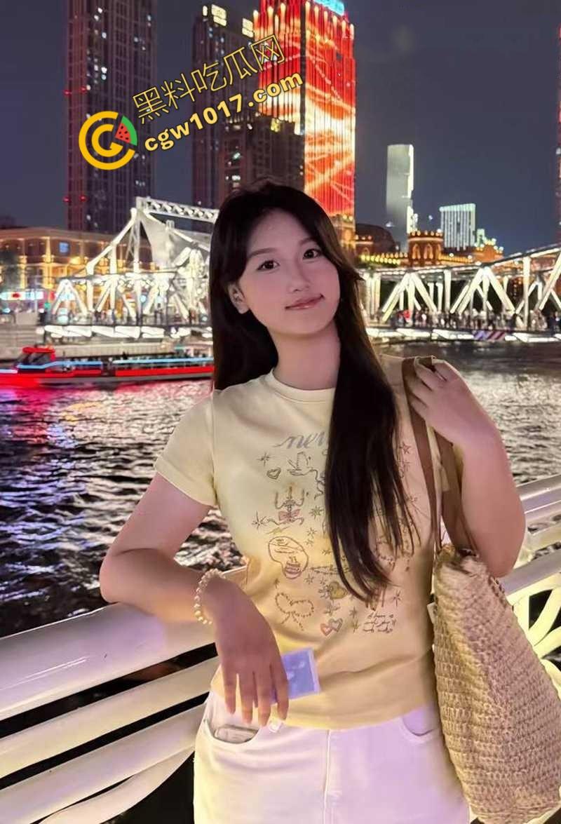 安徽爆乳骚货【魏景瑶】约炮成瘾，擅长口交深喉，最爱无套内射，露脸挨操视频曝光火爆全网  第5张