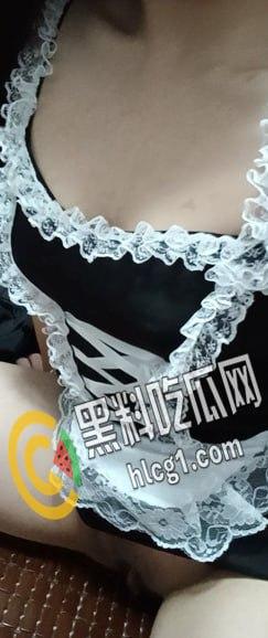 抖音快手几十万粉丝网红 太子妃 高中生时期自拍流出 丰满的奶子粉嫩的鲍鱼很骚气 老弟太正点了！  第9张