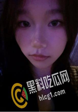 抖音快手几十万粉丝网红 太子妃 高中生时期自拍流出 丰满的奶子粉嫩的鲍鱼很骚气 老弟太正点了！  第17张