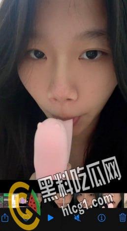 抖音快手几十万粉丝网红 太子妃 高中生时期自拍流出 丰满的奶子粉嫩的鲍鱼很骚气 老弟太正点了！  第24张