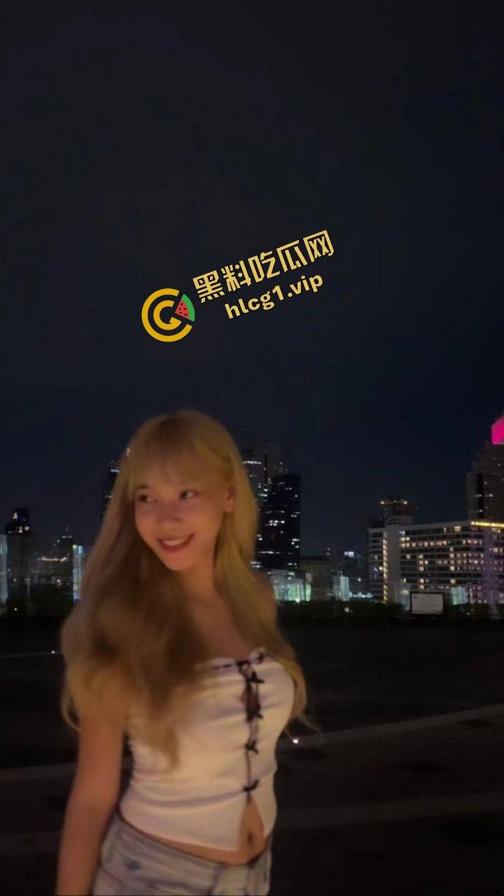 偷情的快乐谁懂！泉州反差婊贱母狗『罗丹妮』背着男友在外偷吃土豪大哥 惨遭曝光！  第4张