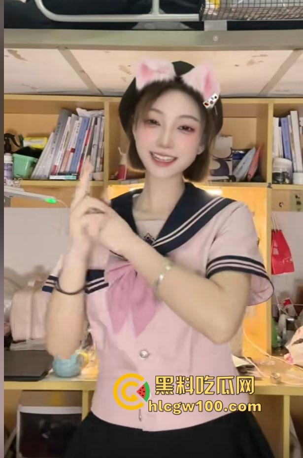 抖音『丫丫Bbar』人称年轻版程老师,直播天天盯射开撸太上头,车速快到起飞,今晚直播间集结冲爆她! 第4张 抖音『丫丫Bbar』人称年轻版程老师,直播天天盯射开撸太上头,车速快到起飞,今晚直播间集结冲爆她! 第4张