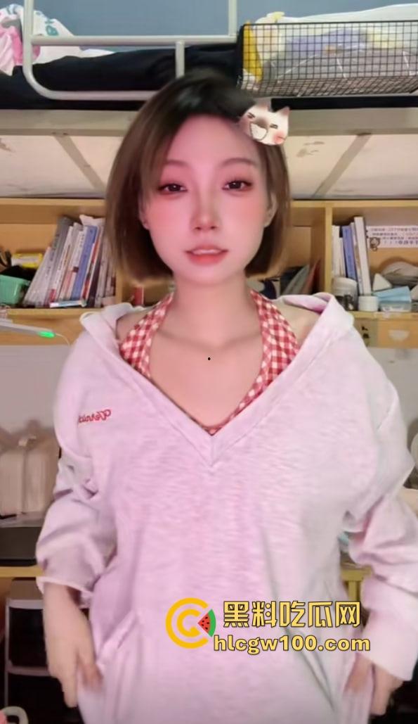 抖音『丫丫Bbar』人称年轻版程老师,直播天天盯射开撸太上头,车速快到起飞,今晚直播间集结冲爆她! 第6张 抖音『丫丫Bbar』人称年轻版程老师,直播天天盯射开撸太上头,车速快到起飞,今晚直播间集结冲爆她! 第6张