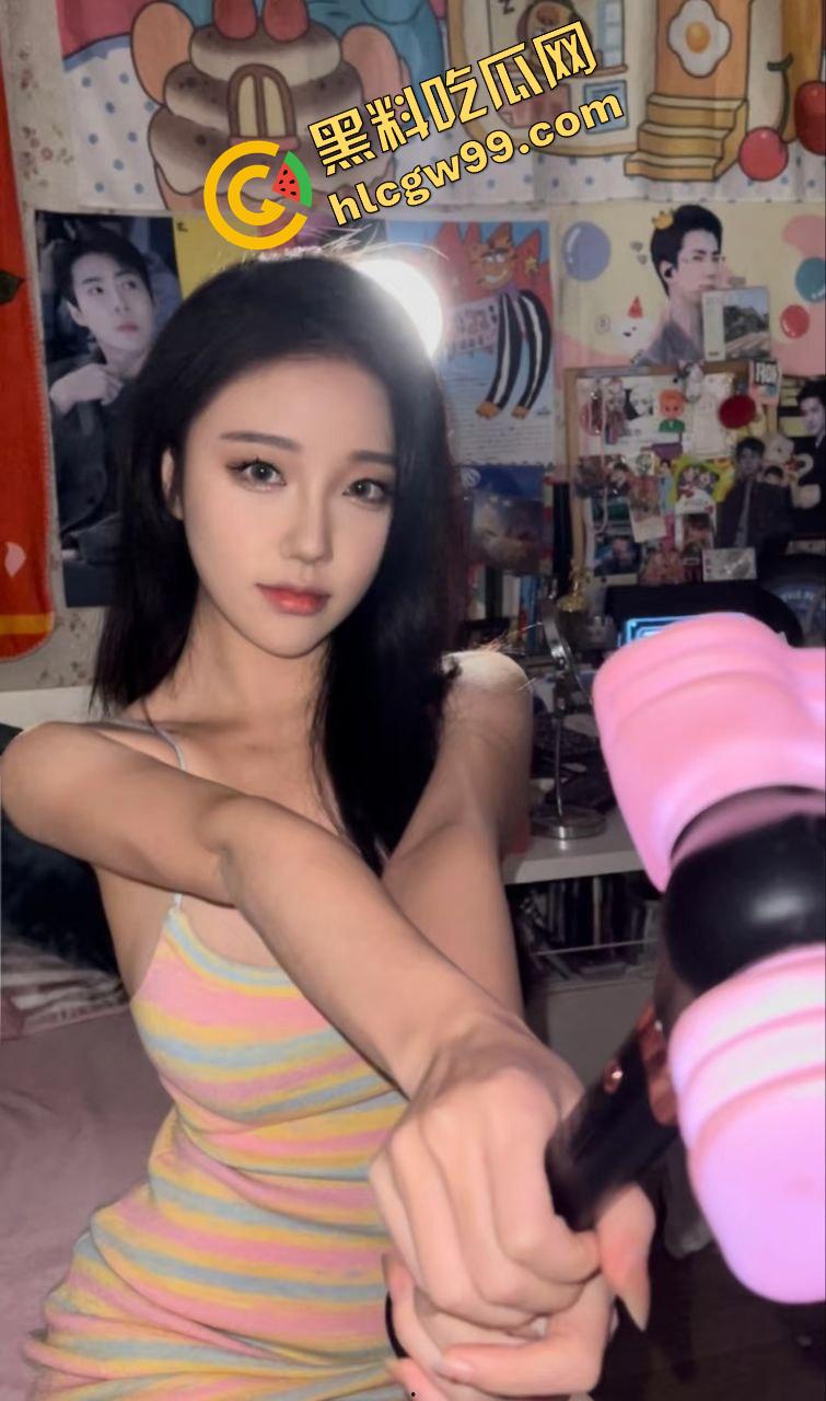 浙江杭州西湖御姐骚鸡【唐韵】极品大G奶诱惑私拍，女上骑乘大奶直晃悠！独家曝光流出！  第2张