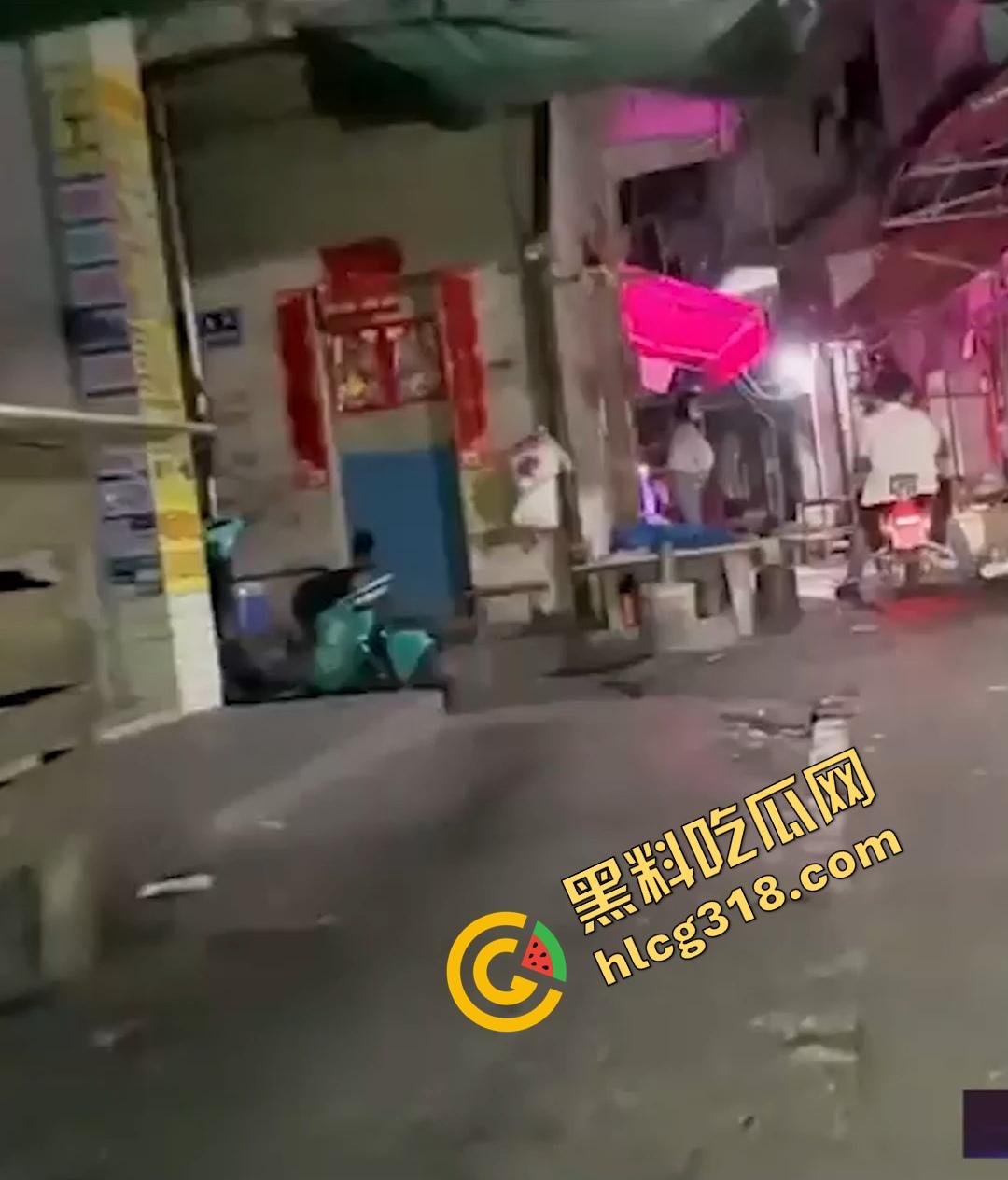 代驾小哥走错路，误入广州快餐洞洞乐街，5分钟看到20个站街妹，还有人主动贴窗舔门把，狼友们你们懂？  第1张