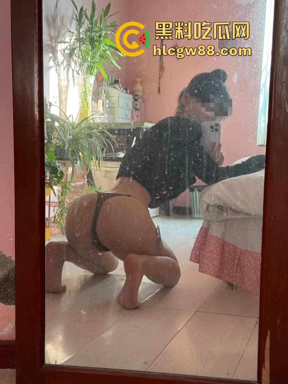 苏州大学校花级学妹『谢赛雅』竟是外围福利姬，私下淫得不行，大尺度福利影片狂吸金，金主专享空降服务！  第13张