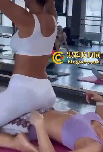 欧洲床上功夫提升班 做爱姿势瑜伽课爆火 教你一课成骚货一夜翻花样 把老公骑到怀疑人生！  第1张