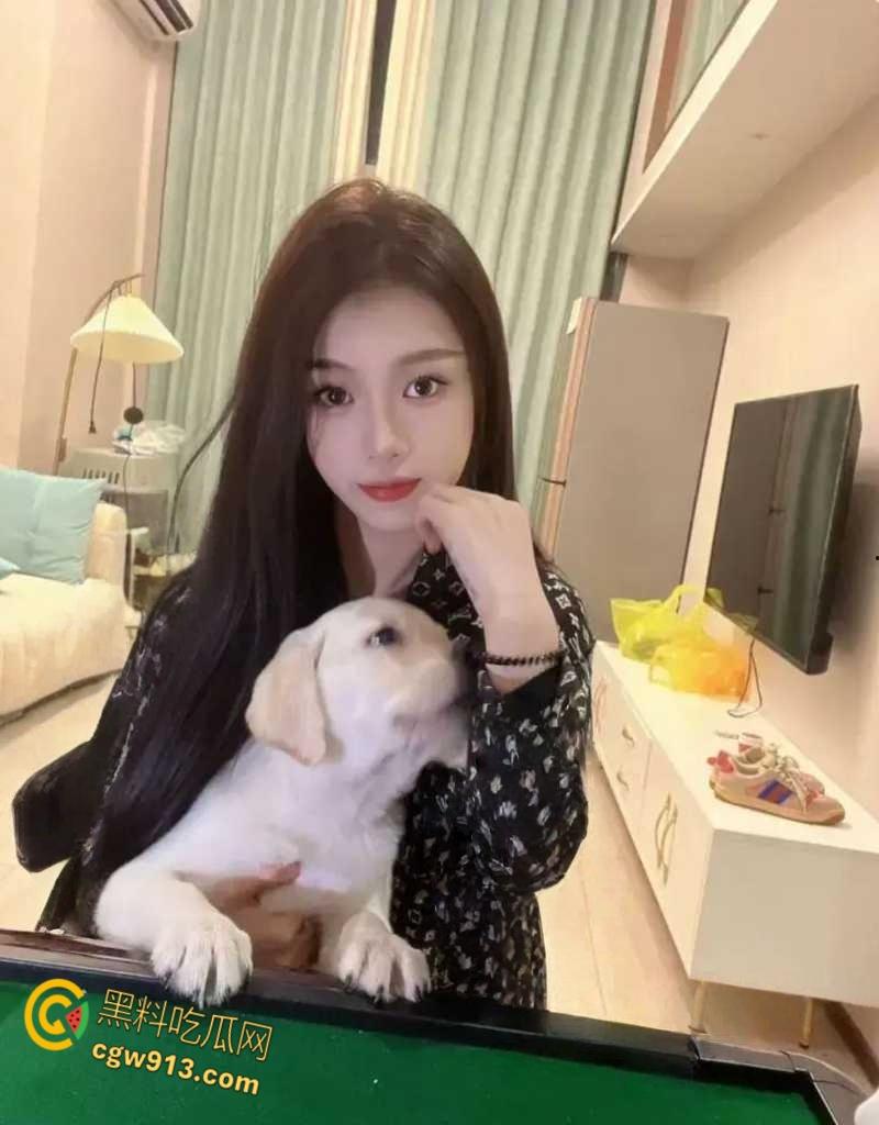 东莞顶级名媛【潘芸璐】，下海兼职上门做援交，极品大长腿一线天馒头逼，资本的好性奴 !  第4张