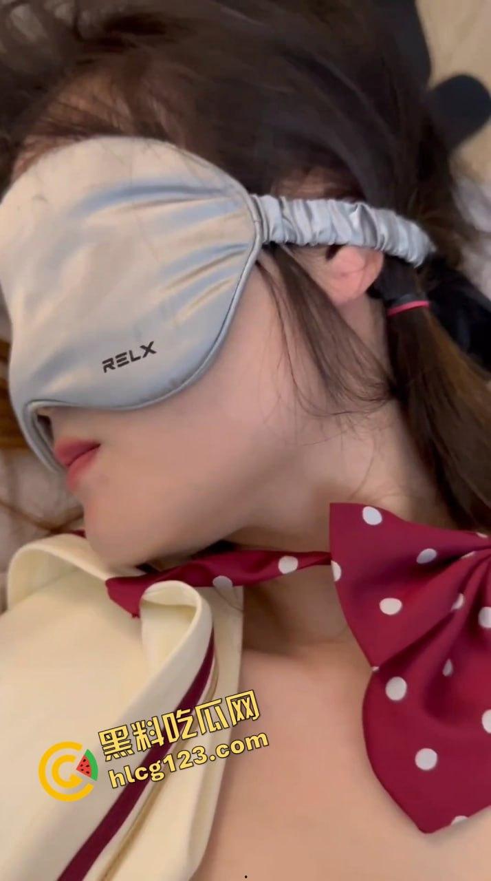 JK短裙小妹懂规矩!饭后直接开房,操得直乱叫,小逼都被草肿了! 第11张 JK短裙小妹懂规矩!饭后直接开房,操得直乱叫,小逼都被草肿了! 第11张