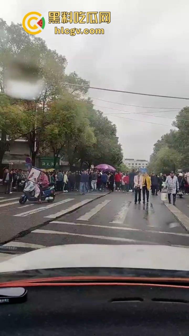 湖南衡阳又现深井吃人！工地拿纸皮当井盖 小学生坠井身亡！  第12张