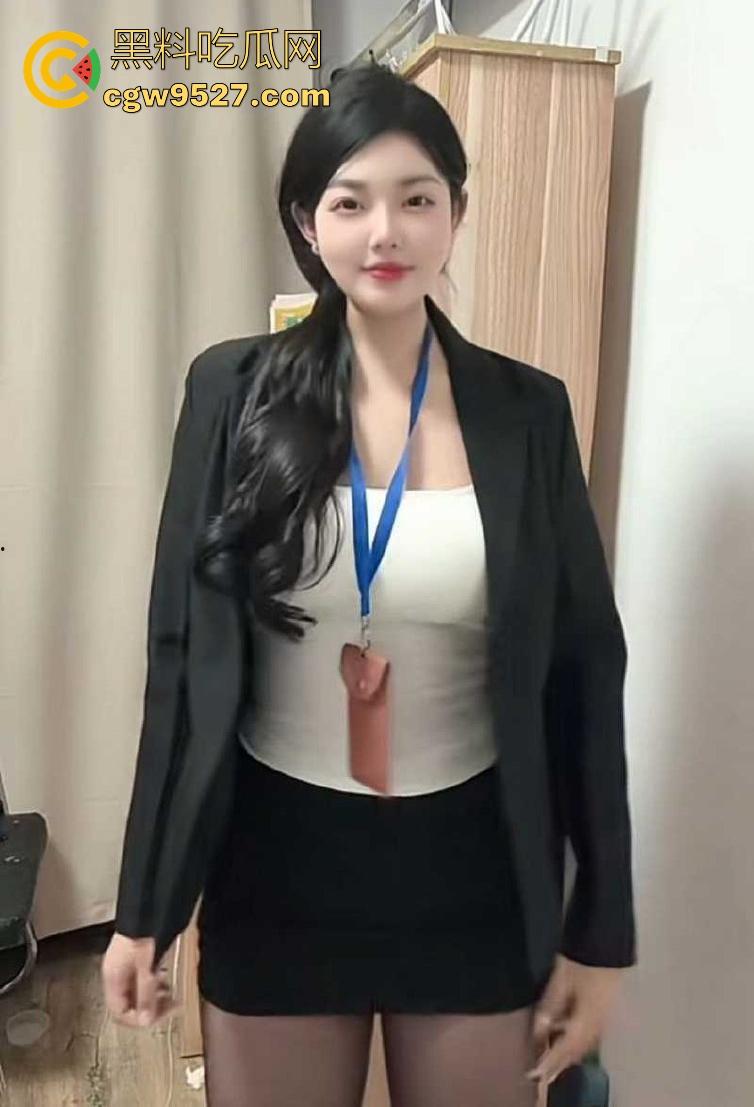 哈尔滨工业大学【李莹颖】刚毕业大学生为业绩献身，开台就送逼操，清纯外表下隐藏惊人秘密！  第3张