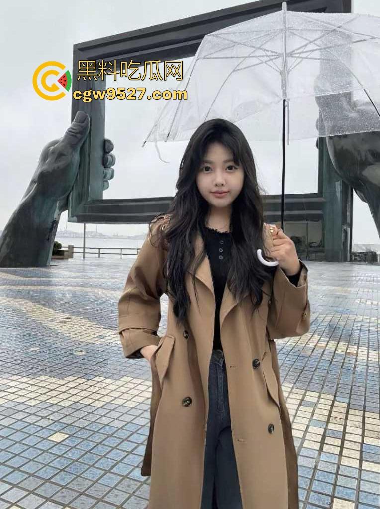 哈尔滨工业大学【李莹颖】刚毕业大学生为业绩献身，开台就送逼操，清纯外表下隐藏惊人秘密！  第4张