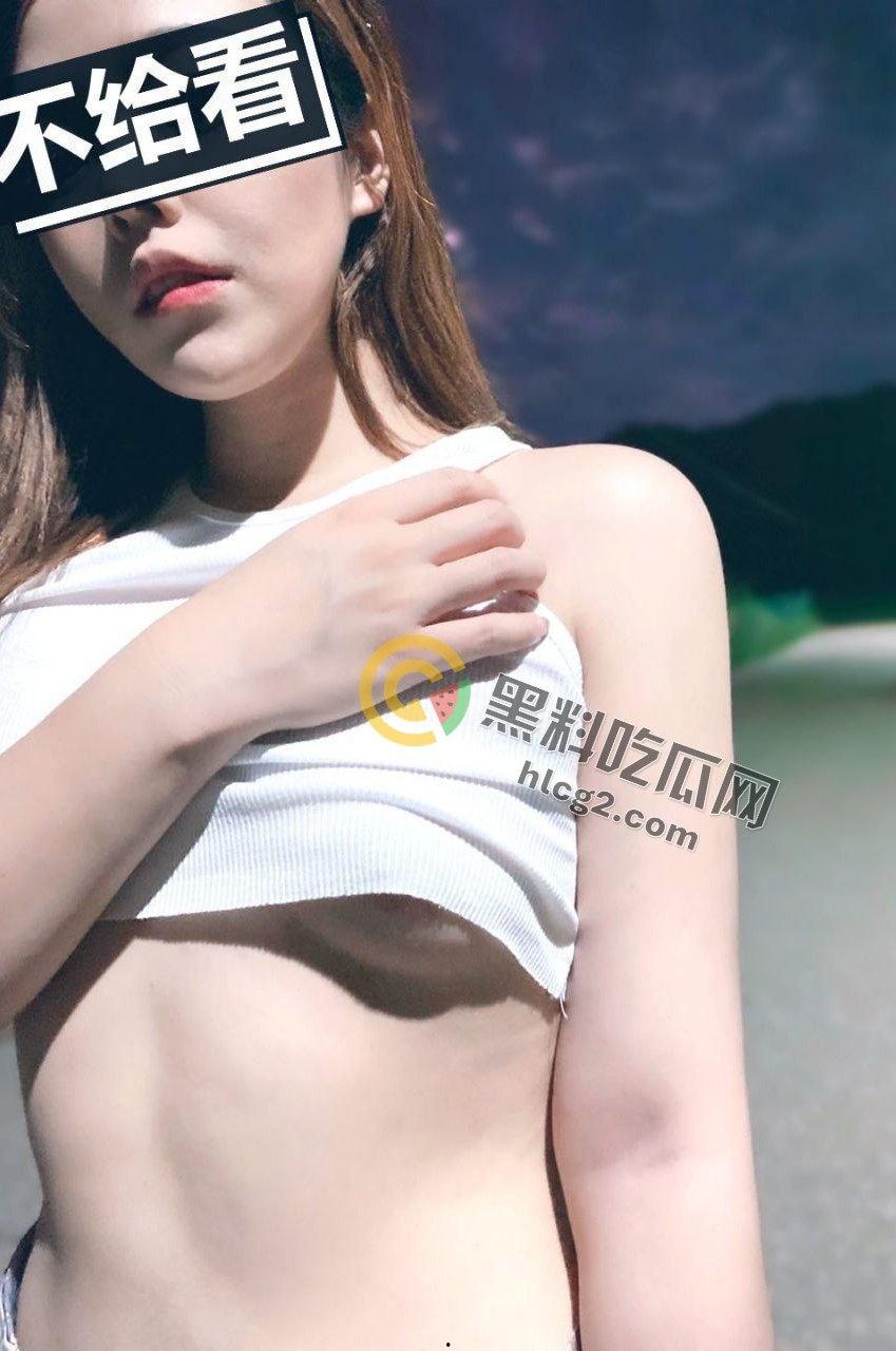 28CM 巨屌假阳具插逼，骚气十足的露出视频震撼曝光！  第10张