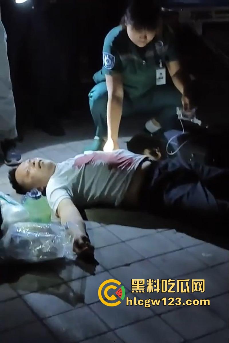 淄博人民公园小伙好心拉架惨遭一刀致命 抢救一小时无果身亡!现场家属悲痛欲绝! 第8张 淄博人民公园小伙好心拉架惨遭一刀致命 抢救一小时无果身亡!现场家属悲痛欲绝! 第8张