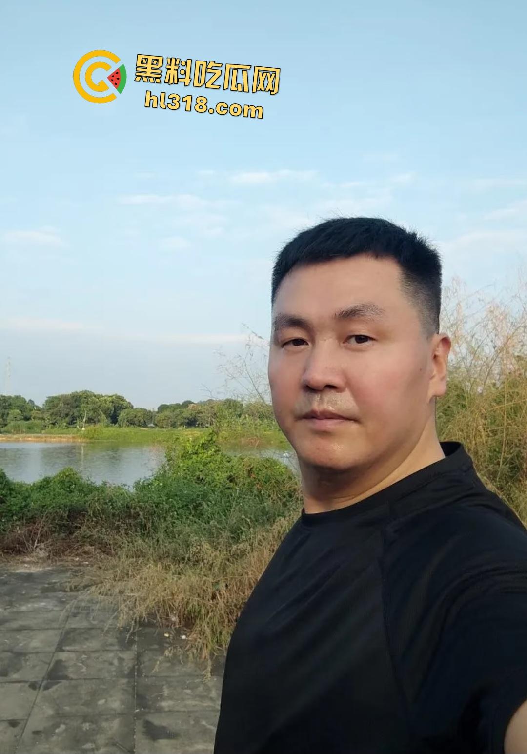 准大学生考上211，父亲奖励“生理第一课”，后入骚女儿翘臀狂操，这叫声听了母猪都要怀孕！  第1张