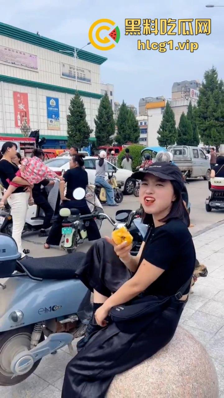 美女有什么烦恼呢！安徽亳州谯城区人民路盖盛祥 一美女想不开跳楼!  第6张