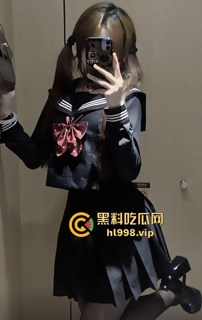 广州06后抽象大学生『B7』抖M抖音找爸爸！大哥爆料三洞齐开包养半年，逼瘾大到吃肾宝片都扛不住！  第9张