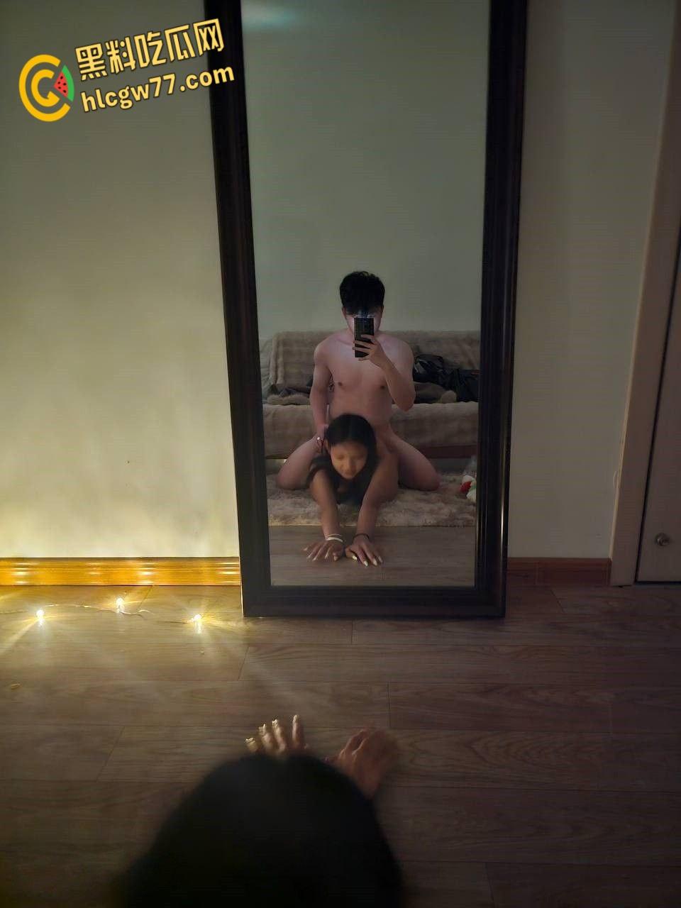 推特情侣泄密自拍，清纯反差尤物捆绑调教，口爆肥臀掀情欲狂潮！  第9张