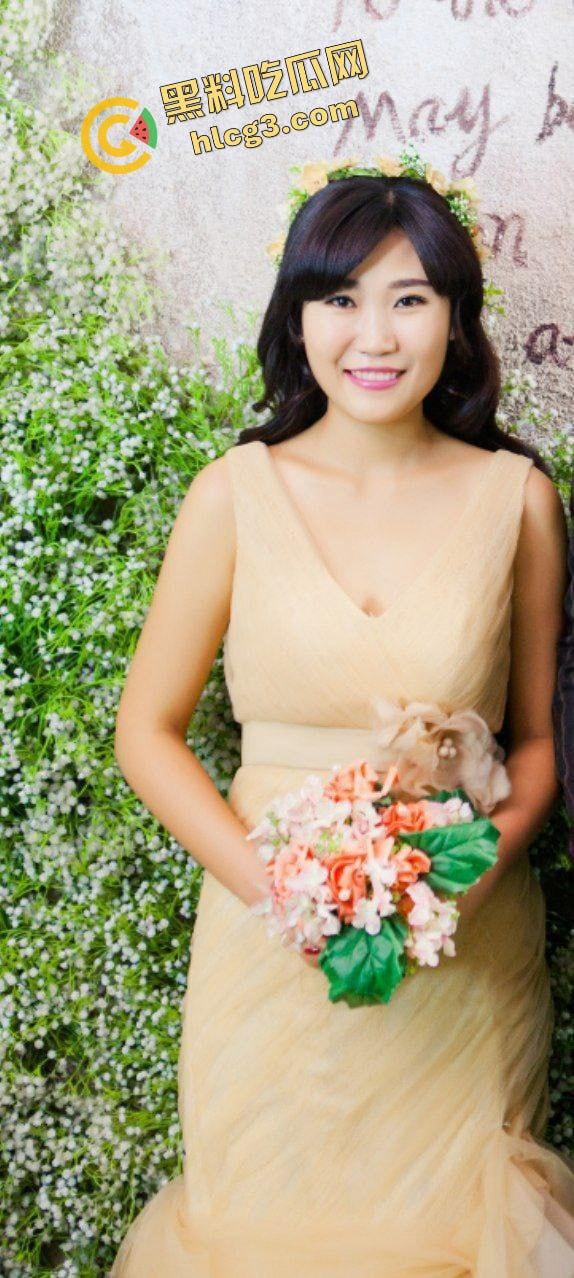 网友投稿曝光自己老婆！丰满淫妻骚母狗后入爆操 肥猪肉便器就该拿来曝光  第2张