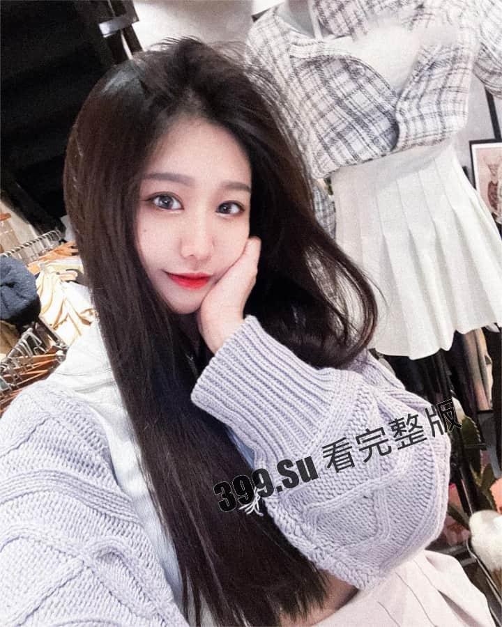 台湾 极品服装店 美乳老板娘 和男友私拍视频流出  在公共厕所做爱不敢发出声 第2张