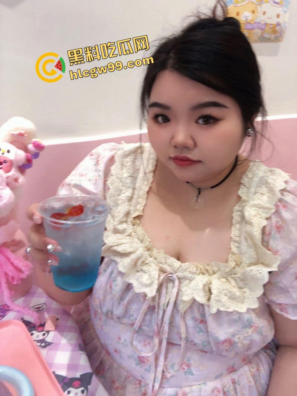 福建莆田 虎式坦克肥逼骚鸡【徐燕】wx约炮单男酒店刺激,全速冲刺暴插肥逼无套内射!独家曝光流出! 第6张 福建莆田 虎式坦克肥逼骚鸡【徐燕】wx约炮单男酒店刺激,全速冲刺暴插肥逼无套内射!独家曝光流出! 第6张