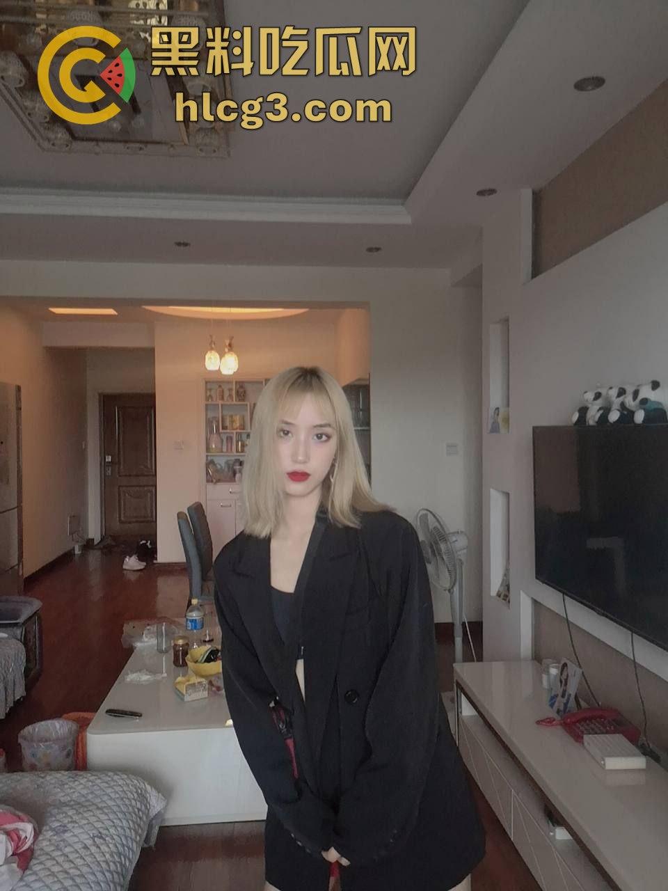 成都高颜值老师胡可煊全裸调教视频泄露，变身听话母狗！  第3张