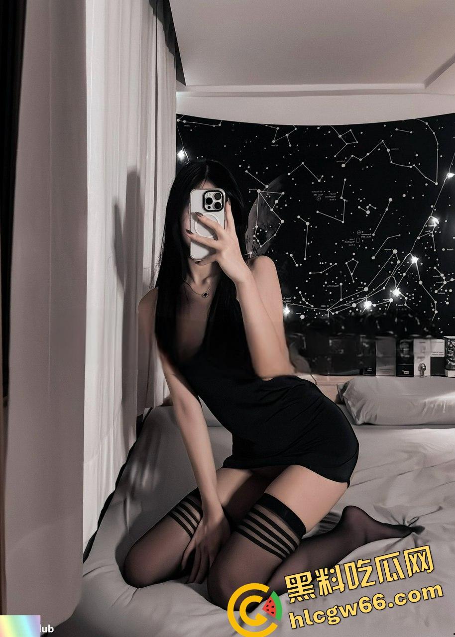 太原母狗级尤物『屠敏丽』人前白虎御姐人后调教3P舔精，黑丝JK样样玩，真不知是哪位大神的专属狗！  第6张