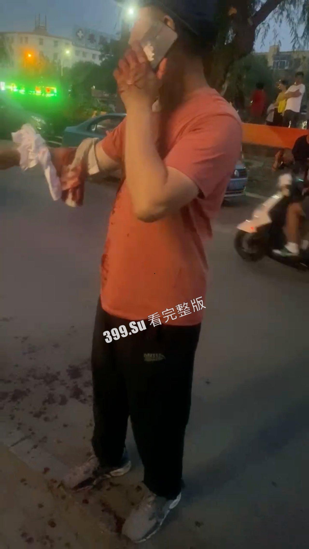 6.16 秦皇岛 重大砍人事件！10多无辜者被砍伤！  第4张