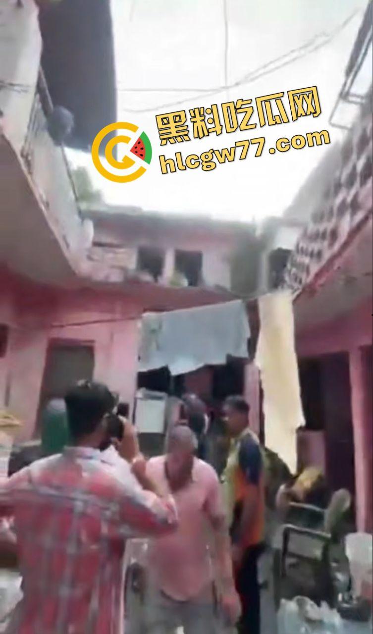 印巴局势炸裂！指挥官游戏玩多了，在游戏中的战术全部实施到现实中了！农民头被炸烂！  第6张