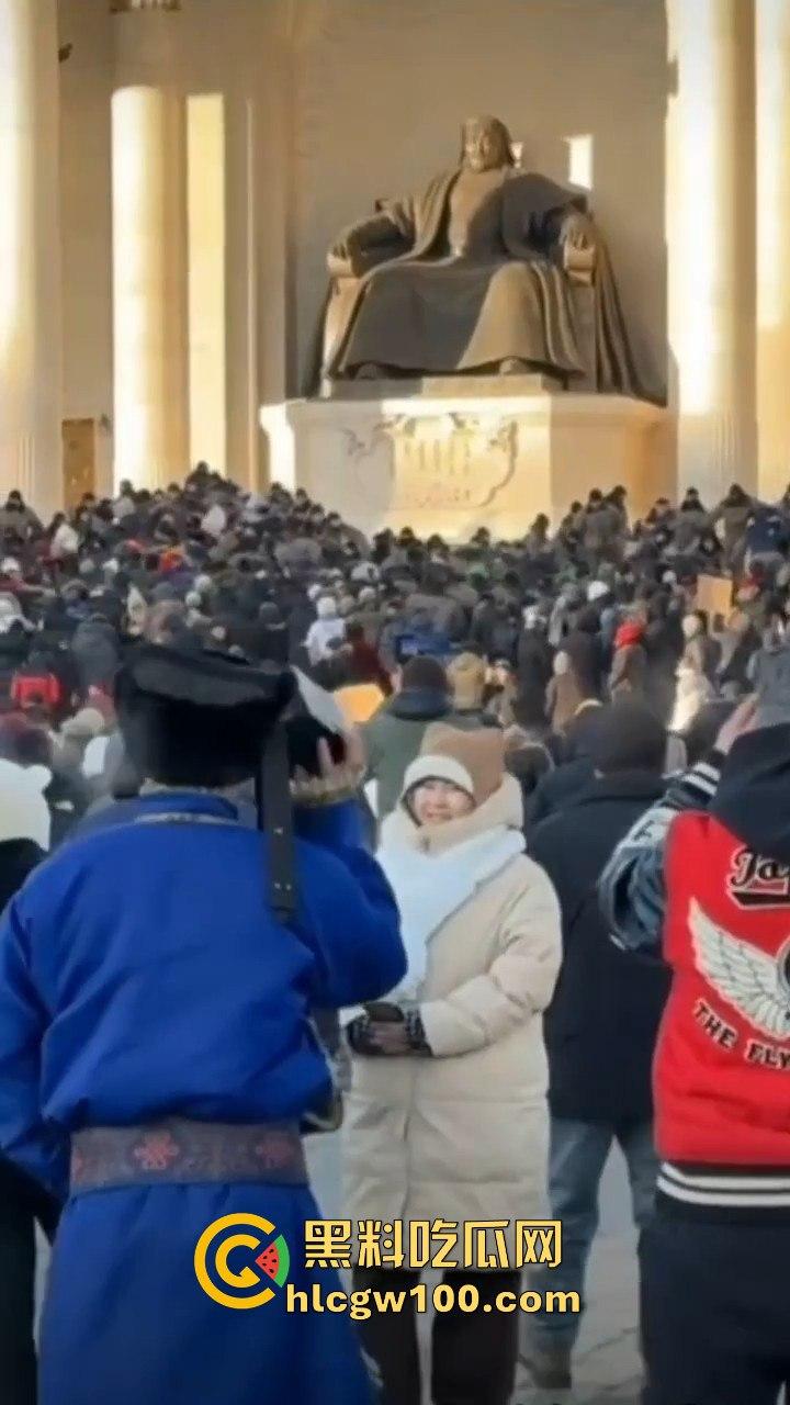 蒙古首都乌兰巴托市中心发生大规模示威游行，原来邻国也不是想象中的那么太平嘛  第11张