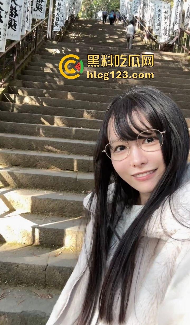 极品日本妹子白天看熊猫，晚上寂寞拿19CM狼牙棒狂放松！塞进小穴痛苦面具都出来了！  第8张