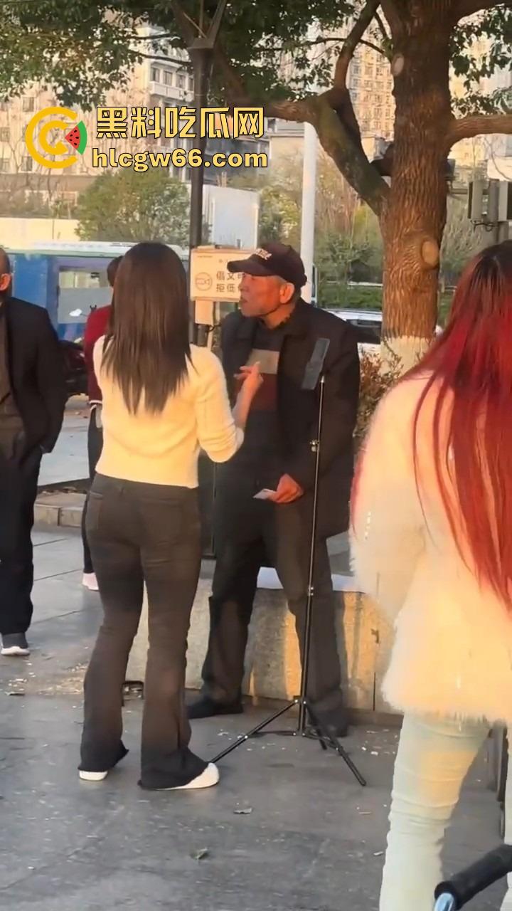 山西晋城榜一大哥线下打赏真实版拒绝中间商，拒绝平台抽成主播秒送身，钱花在刀刃上！  第4张