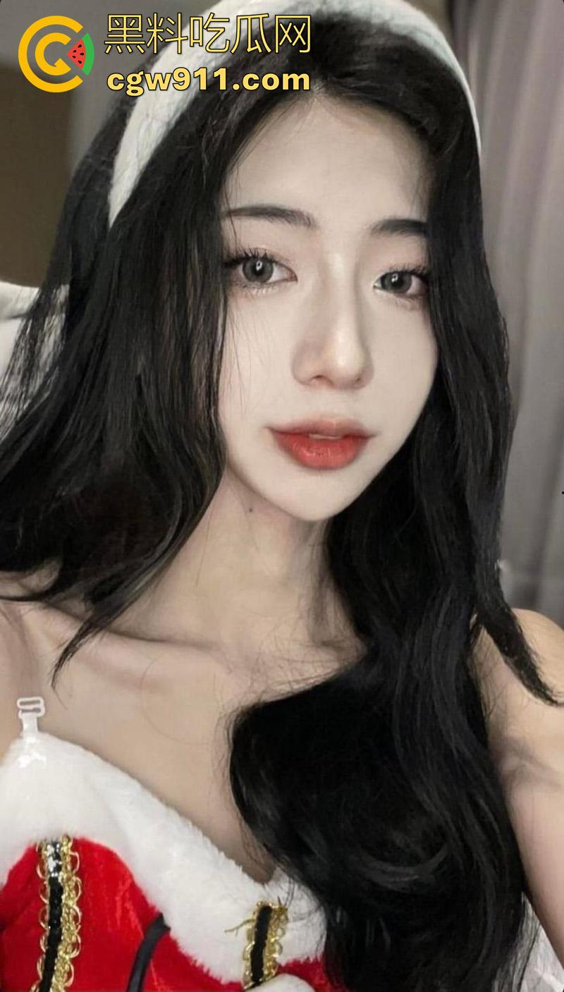 湖南财政经济学院，IG网红【夏思颖】被金主曝光，高冷女神私下，竟是淫荡骚气小母狗！  第3张