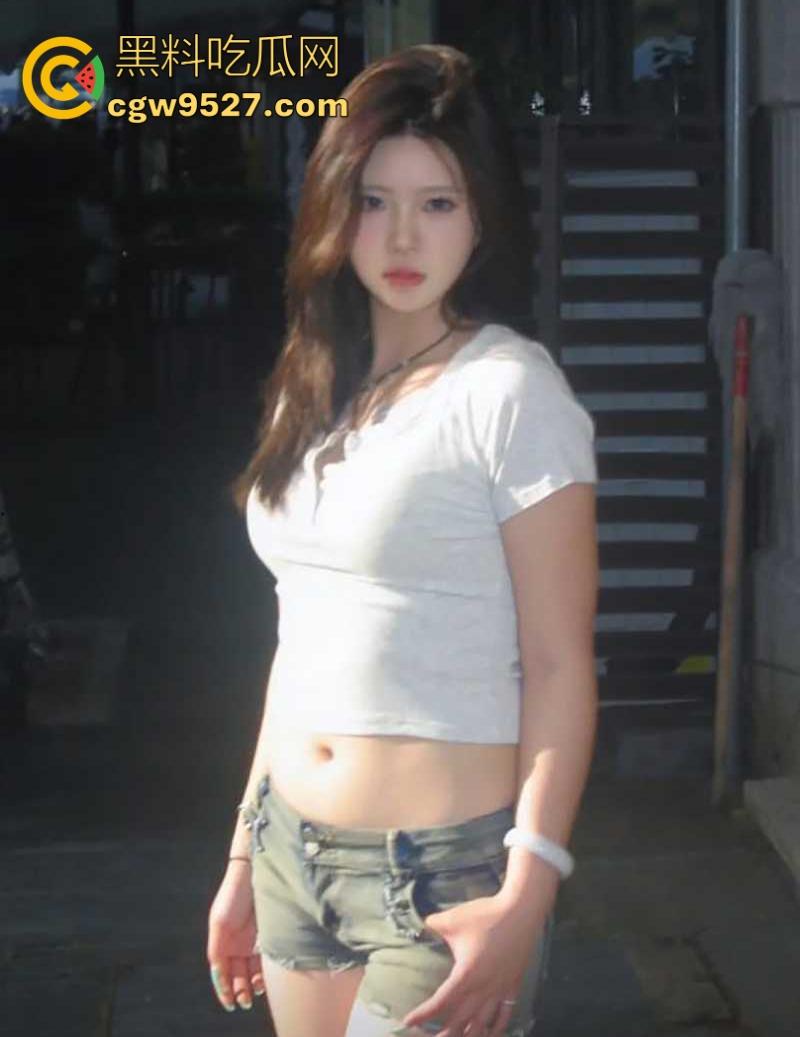 山东大学反差母狗【李柔】不雅视频流出！老总包养的骚逼反差性奴母狗，私下戴着各种器具被性虐爆操！  第3张