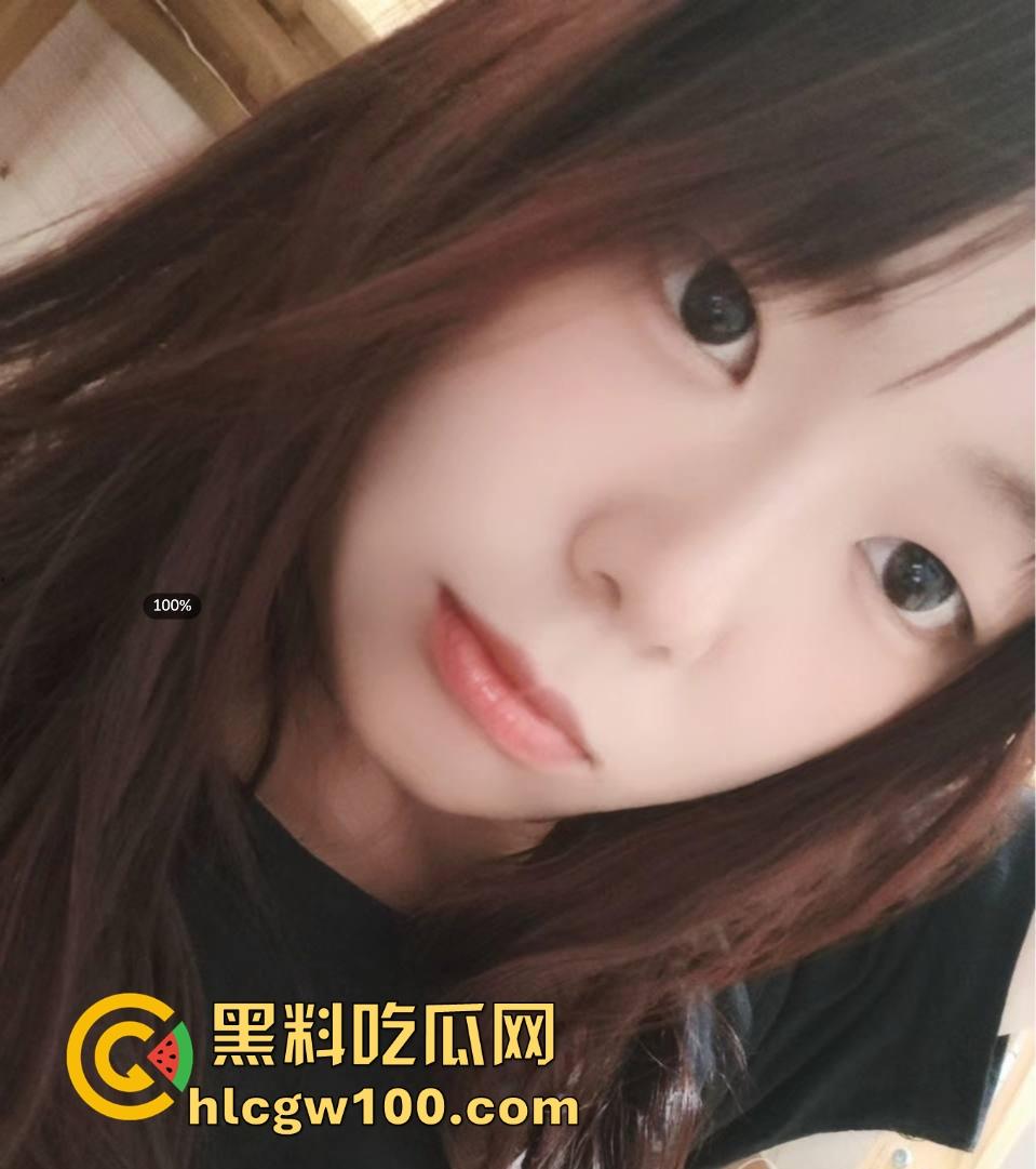 石河子职业技术学院大一【张家欣】炸了，清纯外表掩盖性瘾本质，自慰福利视频给网友看，坦言多人操才爽！  第4张