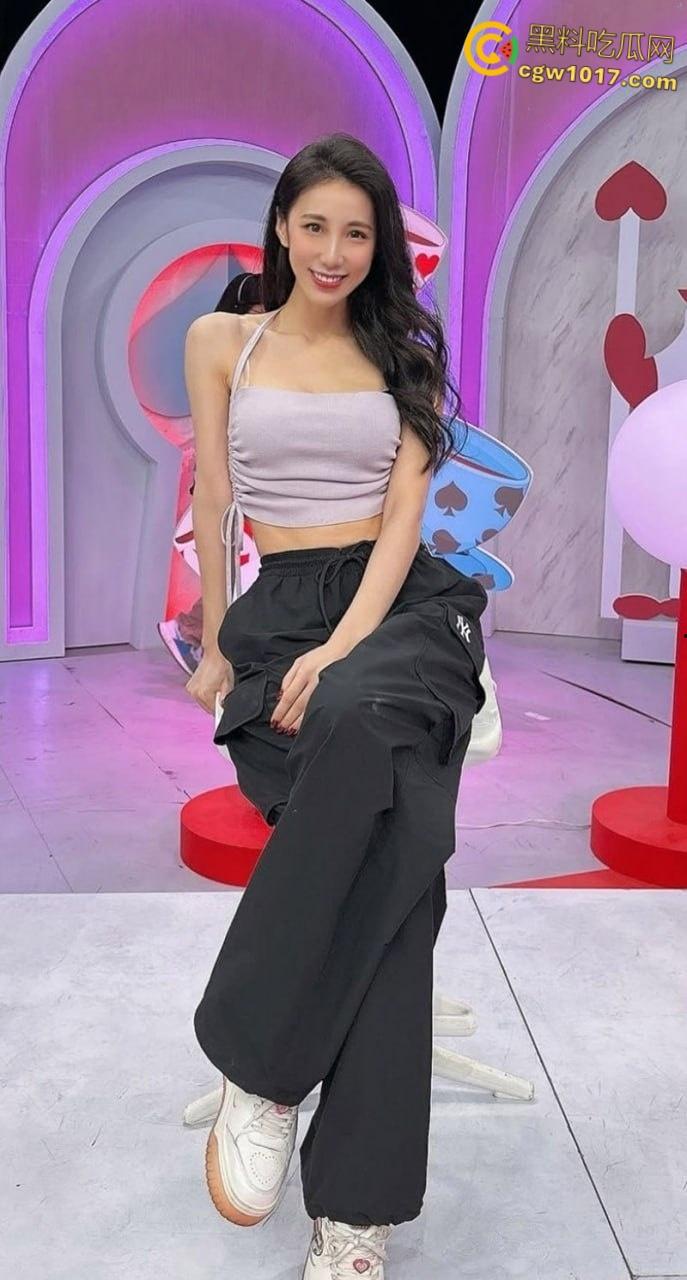 IG高颜值极品网美【喬歆】与前男友早期自拍性爱视频外流，卫生间激战大屌无套中出，娇喘呻吟魅惑人心！  第3张