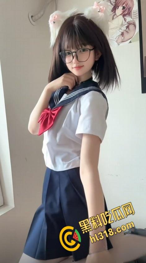 抖音50W粉丝网红【不想早起】，双马尾萝莉嫩妹，金主定制付费视频，简直就是宅男心中的女神们  ! 第3张