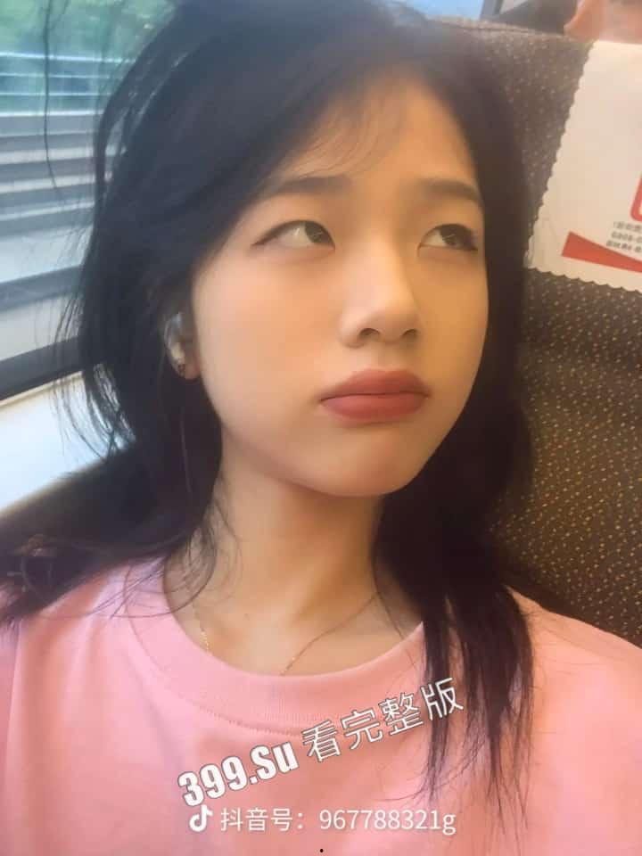 抖音百万粉丝网红『我不是脑花』大尺度视频流出 粉嫩身体骚逼淫液超多！  第2张