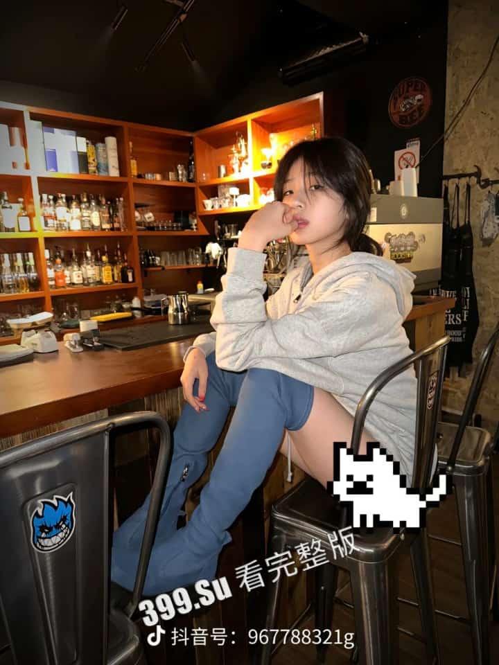 抖音百万粉丝网红『我不是脑花』大尺度视频流出 粉嫩身体骚逼淫液超多！  第4张