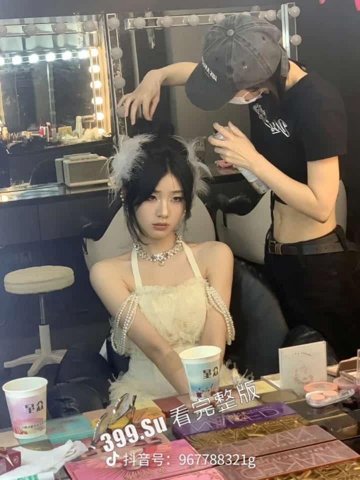 抖音百万粉丝网红『我不是脑花』大尺度视频流出 粉嫩身体骚逼淫液超多！  第5张