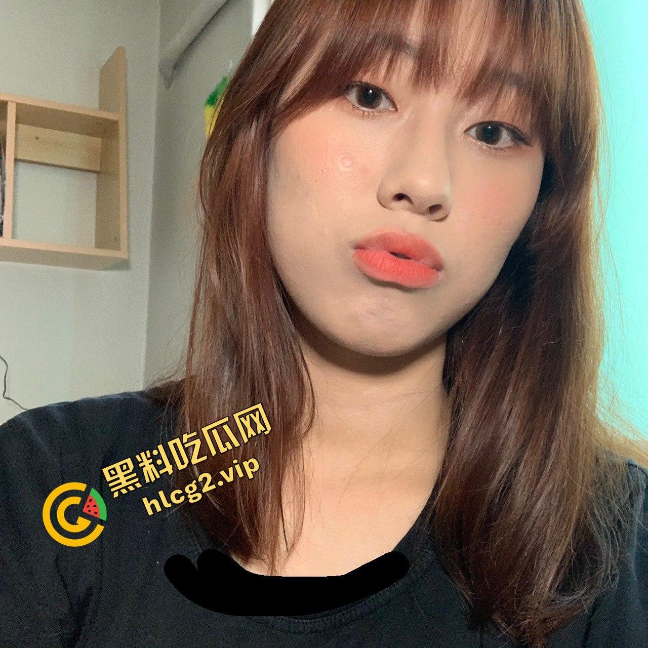 韩国妹纸网络调教曝光!主人命令她在厕所脱光做深蹲,现场自慰供其观看! 第2张 韩国妹纸网络调教曝光!主人命令她在厕所脱光做深蹲,现场自慰供其观看! 第2张