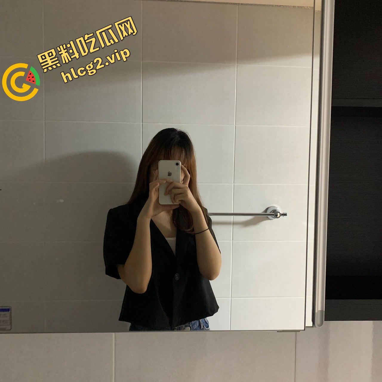 韩国妹纸网络调教曝光!主人命令她在厕所脱光做深蹲,现场自慰供其观看! 第4张 韩国妹纸网络调教曝光!主人命令她在厕所脱光做深蹲,现场自慰供其观看! 第4张