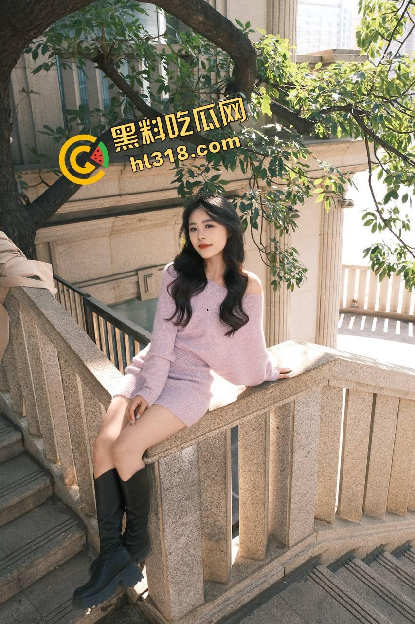 健身房光头大哥化身海鲜大师，深夜专场舔鲍如品刺身，身板硬朗手法老道，女学员都被他舔到腿软！  第3张